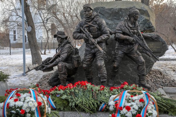 Открытие памятника бойцам подразделений специального назначения, погибшим в локальных конфликтах.